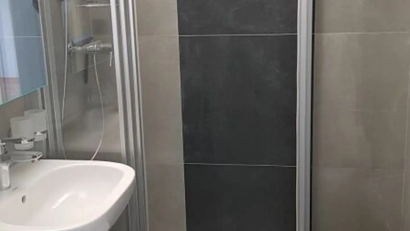 Appartamento in affitto - Rue Du Quarre 32, 2108 Couvet - Photo 4