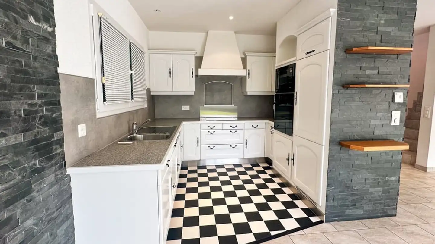 Single house for rent - Chemin Des Armaillis 22, 1630 Bulle - Photo 3