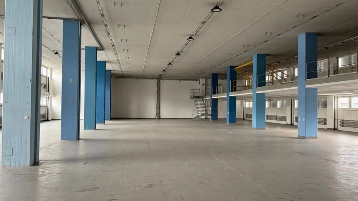 Office space for rent - Schaffhauserstrasse 580, 8052 Zürich