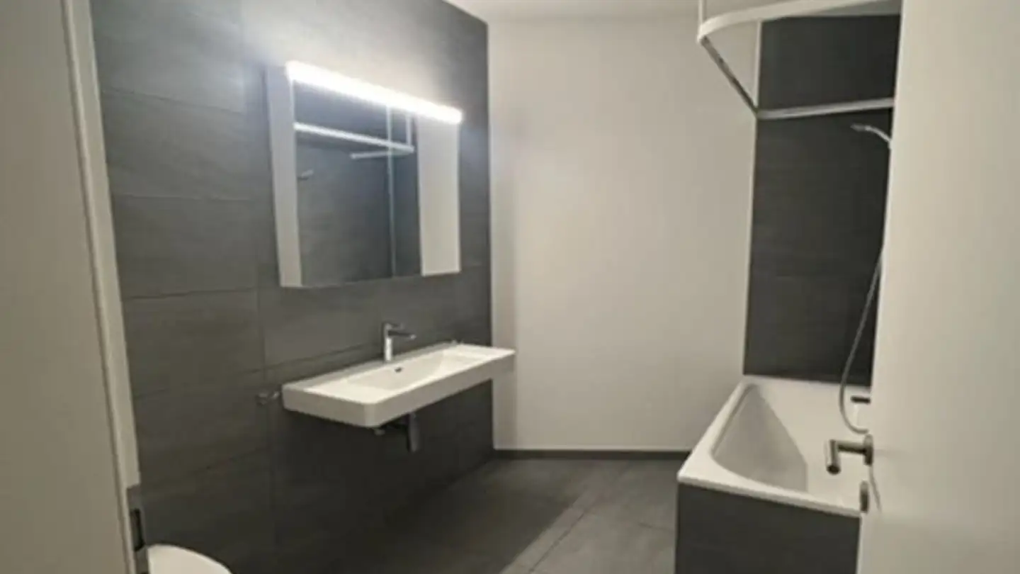 Appartamento in affitto - Hiltiwaldweg 4, 5443 Niederrohrdorf - Foto 2