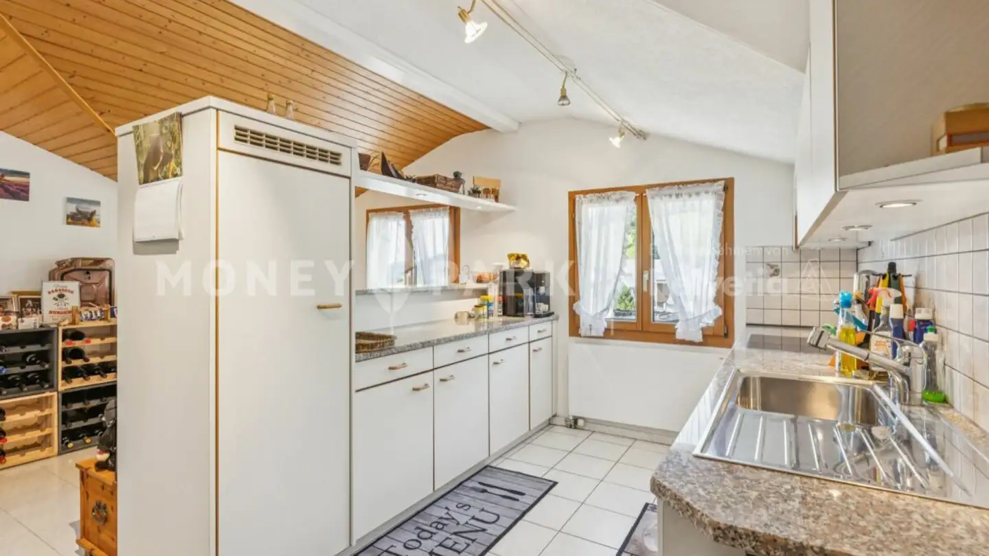 Dachgeschosswohnung kaufen - Gyreggstrasse 16, 6315 Alosen - Foto 3