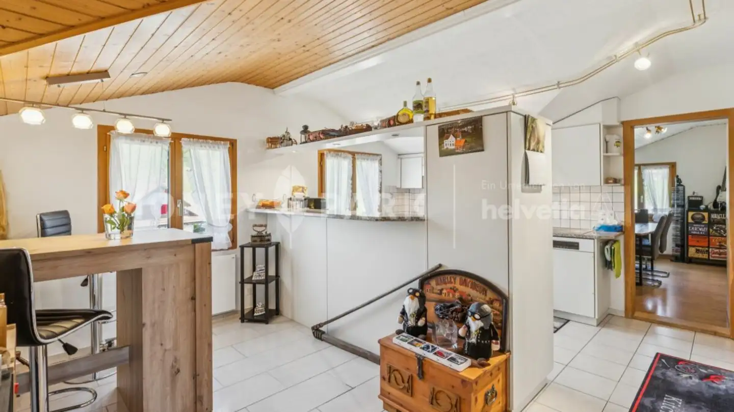 Dachgeschosswohnung kaufen - Gyreggstrasse 16, 6315 Alosen - Foto 4