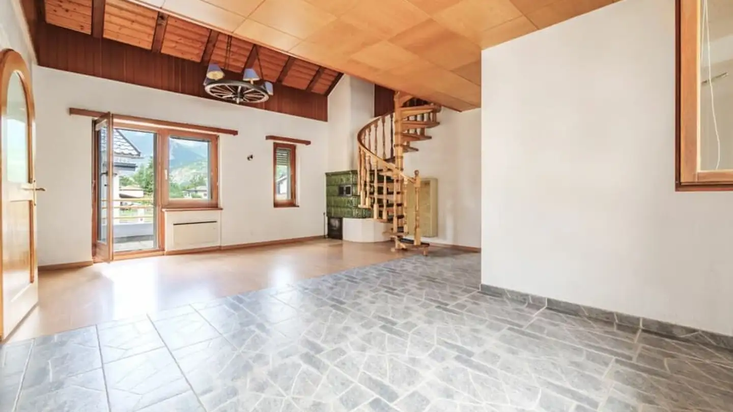 Residential building for sale - 3951 Agarn - Photo 2