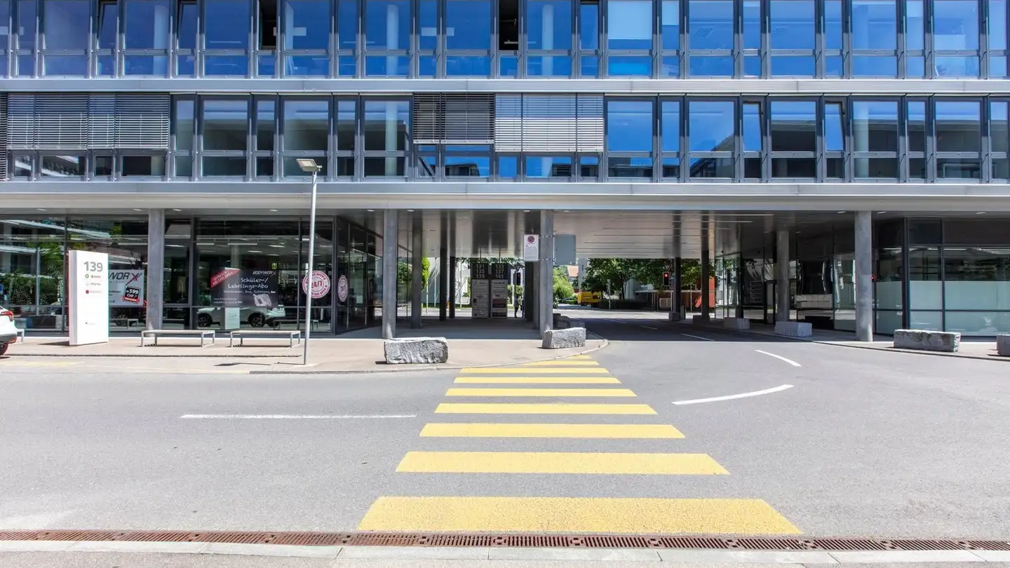 Spazio ufficio in affitto - Baarerstrasse 135, 6300 Zug