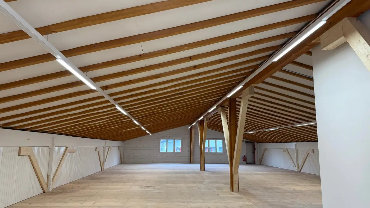 Storage space for rent - Schwyzerstrasse, 6440 Brunnen