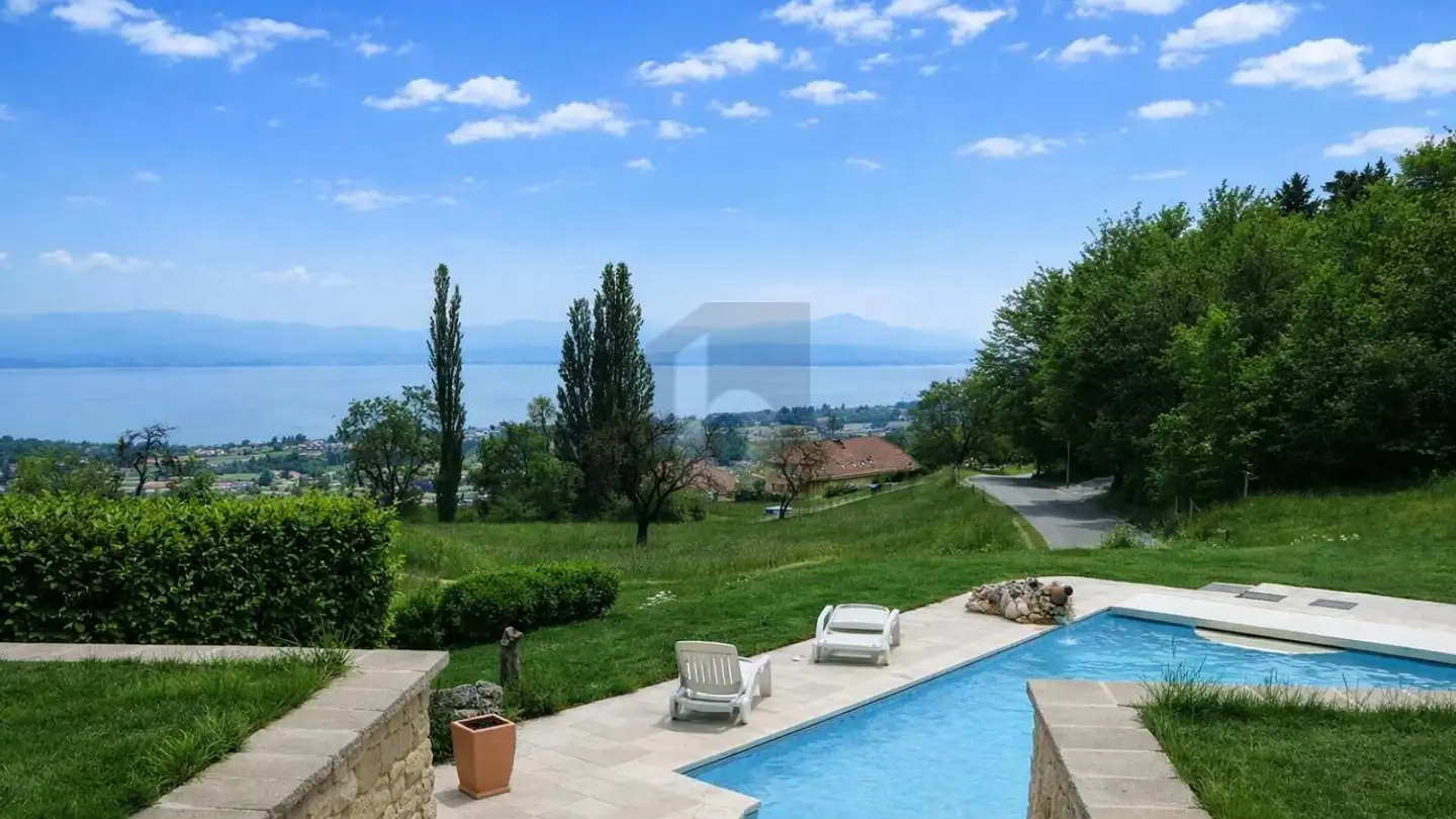 Villa for sale - 1185 Mont-sur-Rolle
