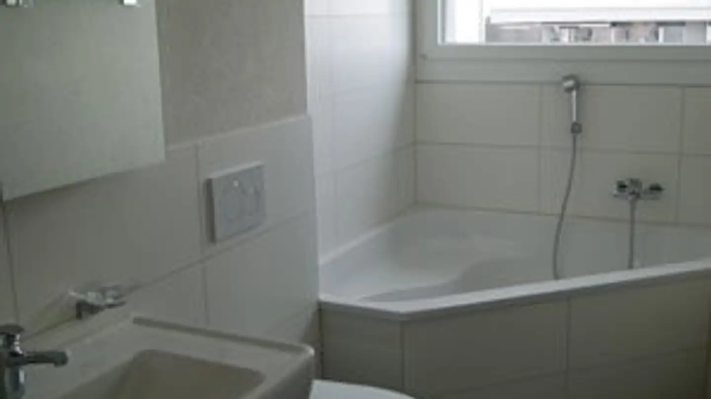 Appartamento in affitto - Burgbühl 64, 1713 St. Antoni - Photo 3