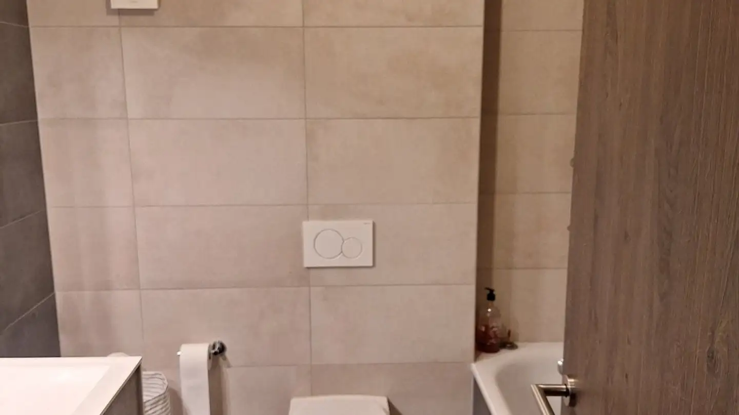Apartment for rent - 1352 Agiez
