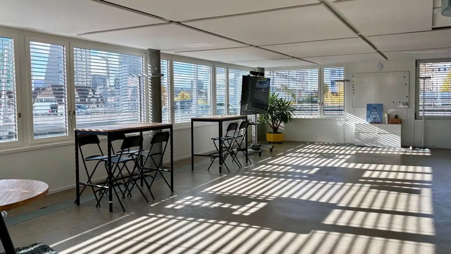Office space for rent - Hönggerstrasse 65, 8037 Zürich