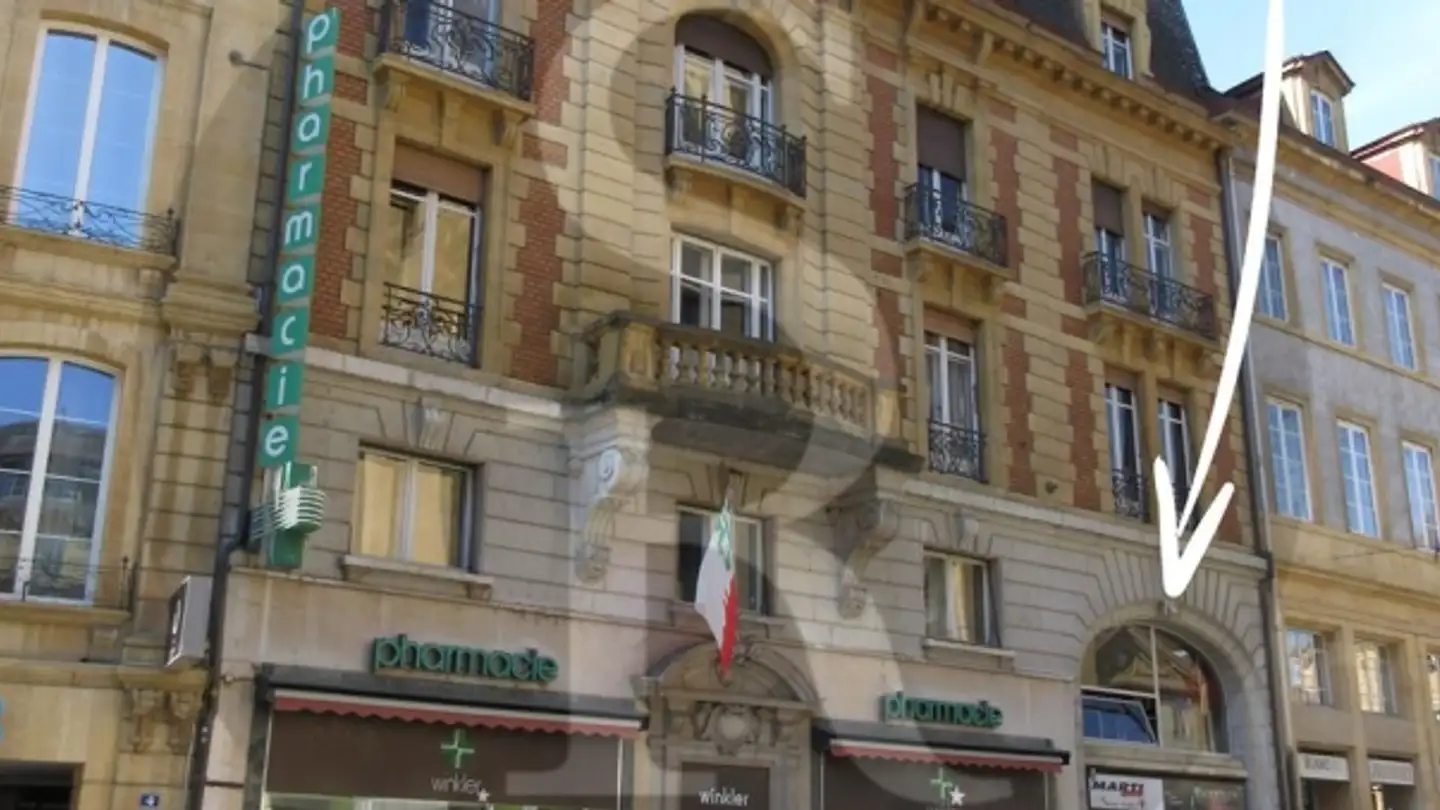 Commercial à louer - Rue De L'hôpital 2, 2000 Neuchâtel