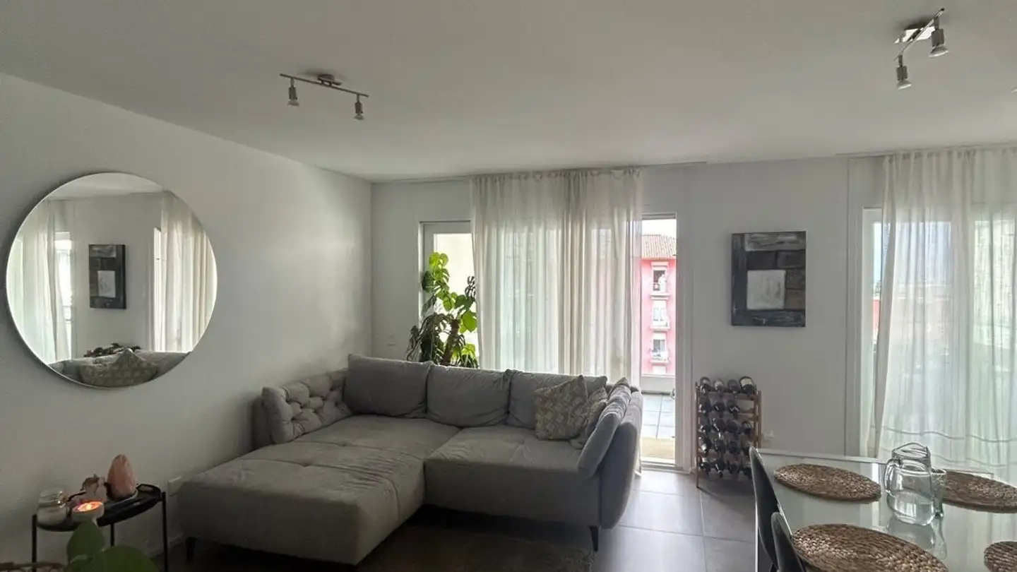 Appartamento in affitto - Viale Stazione, 6512 Giubiasco