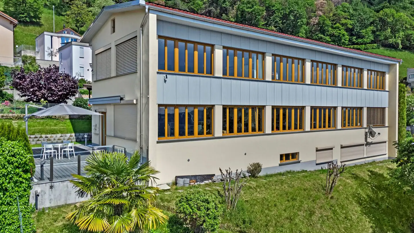 Residential building for sale - Ciavin 1, 6835 Morbio Superiore