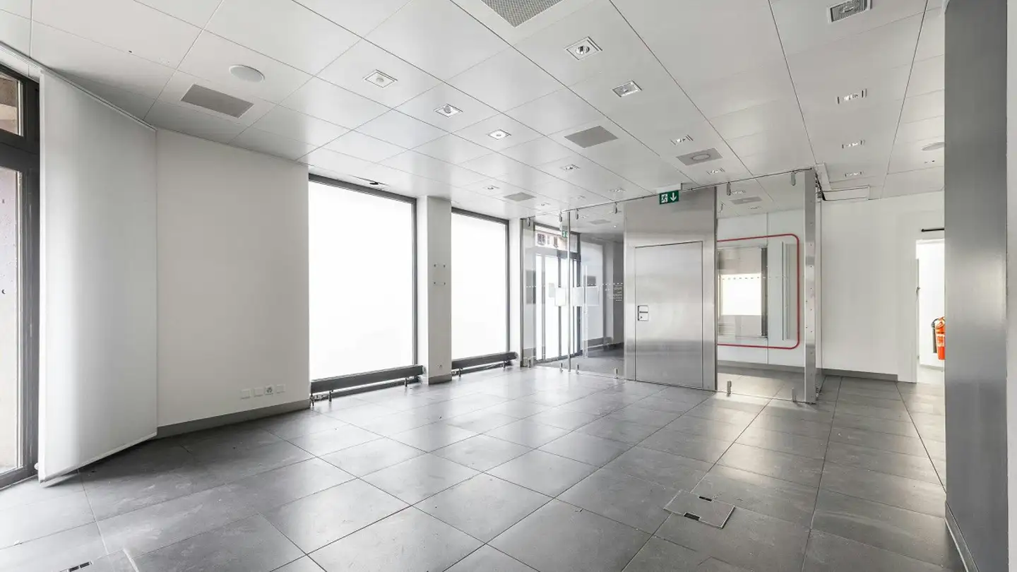 Gewerbe mieten - Hauptstrasse 35, 4242 Laufen