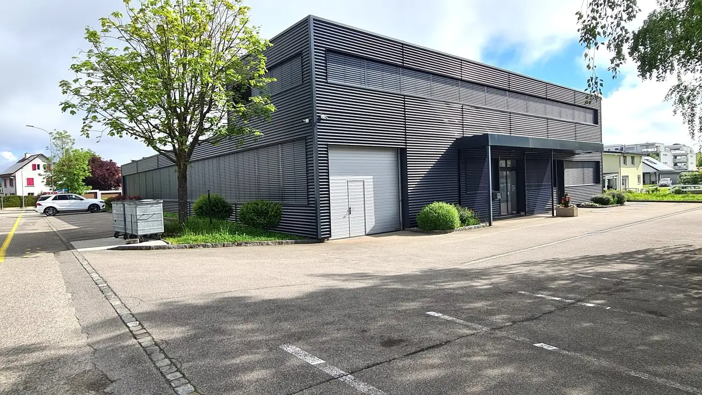 Factory for sale - Rue Des Quérattes 3, 2830 Courrendlin