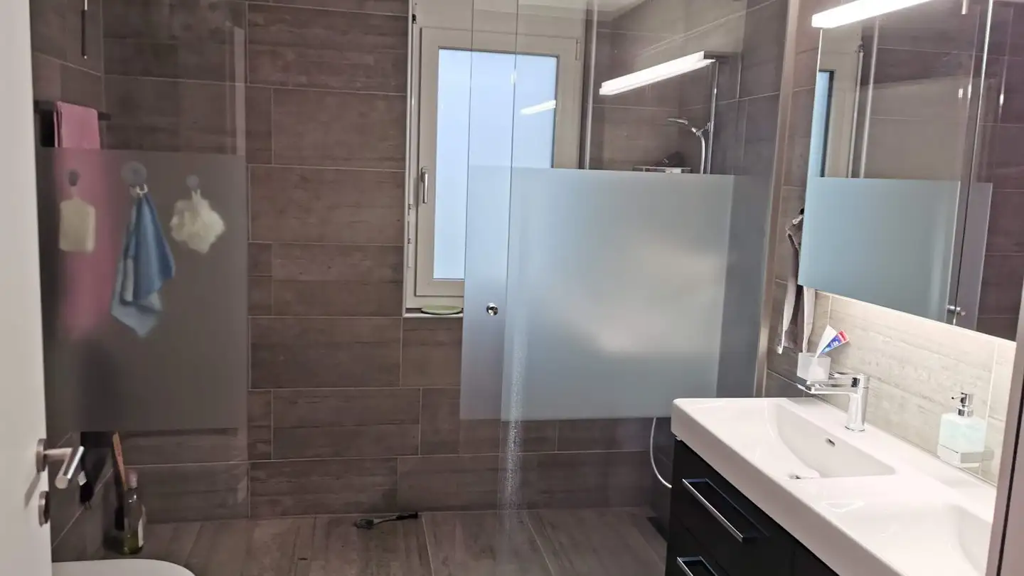 Wohnung mieten - Schulhausstrasse, 3293 Dotzigen - Foto 2