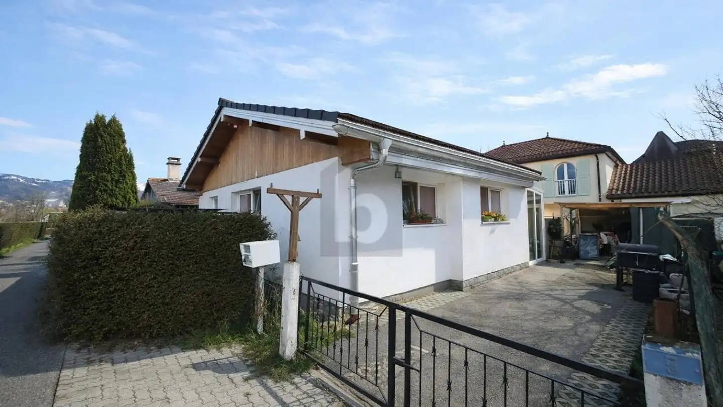 Cave house for sale - 1897 Bouveret