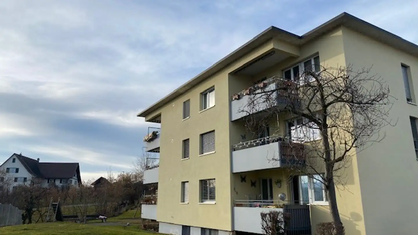 Outdoor parking space for rent - Obere Chergerten 7, 8712 Stäfa