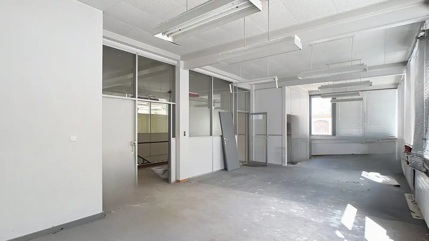 Commerciale in affitto - Rue Des Envers 58, 2400 Le Locle - Photo 2