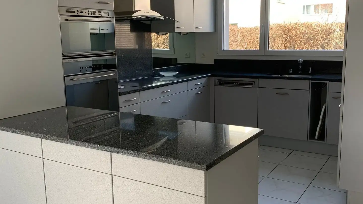 Casa bifamiliare in affitto - Sagenriet 24, 8853 Lachen SZ - Photo 2