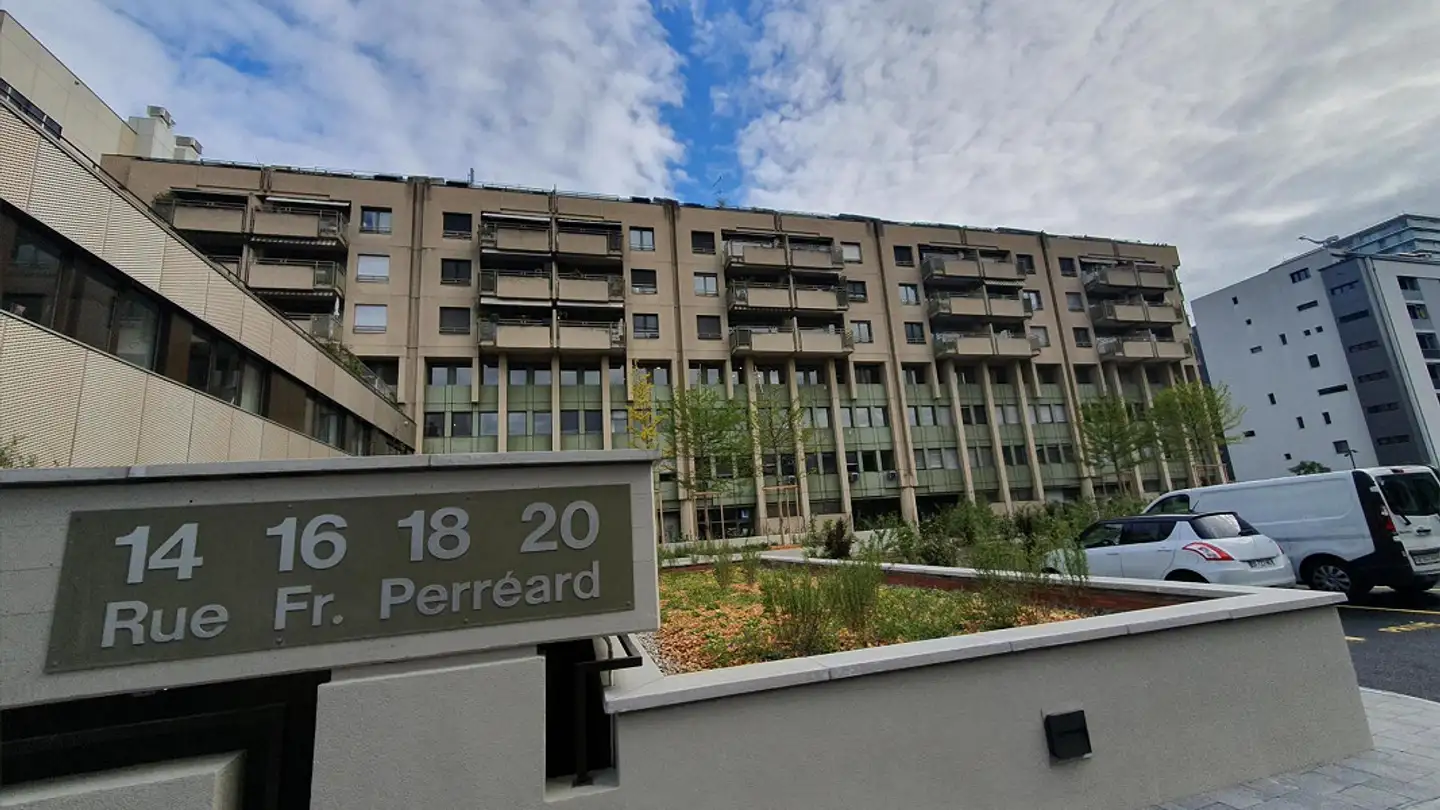 Gewerbe mieten - Rue François- Perréard 16, 1225 Chêne-Bourg