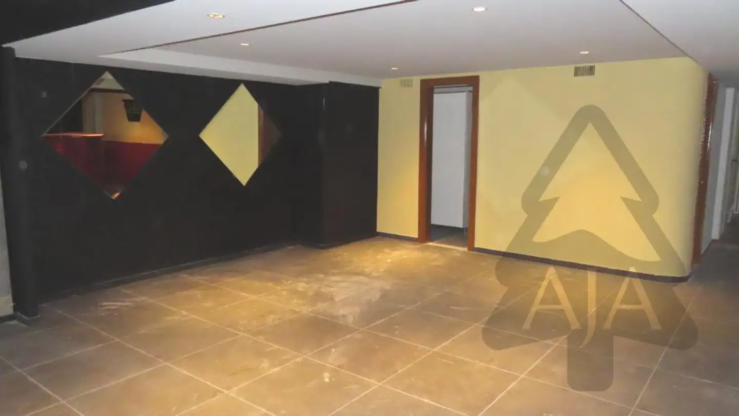 Commerciale in vendita - 2300 La Chaux-de-Fonds - Photo 4