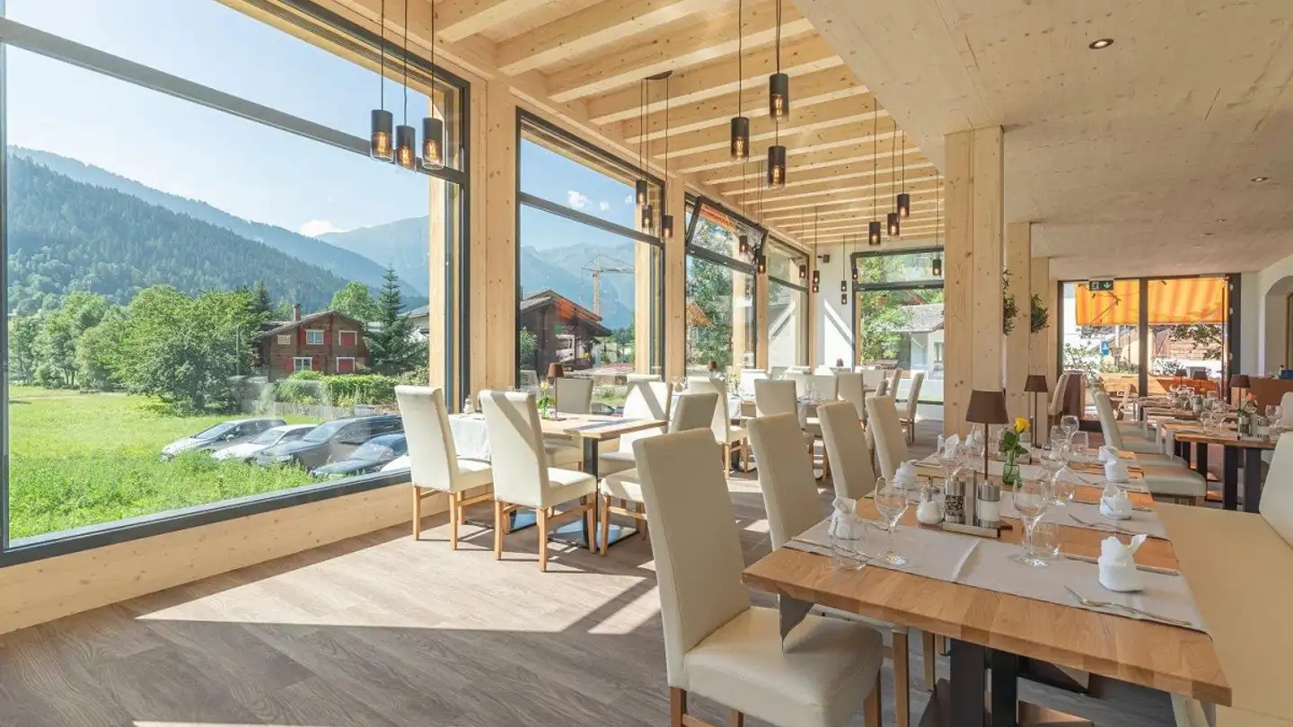 Hotel for sale - 3984 Fiesch - Photo 2