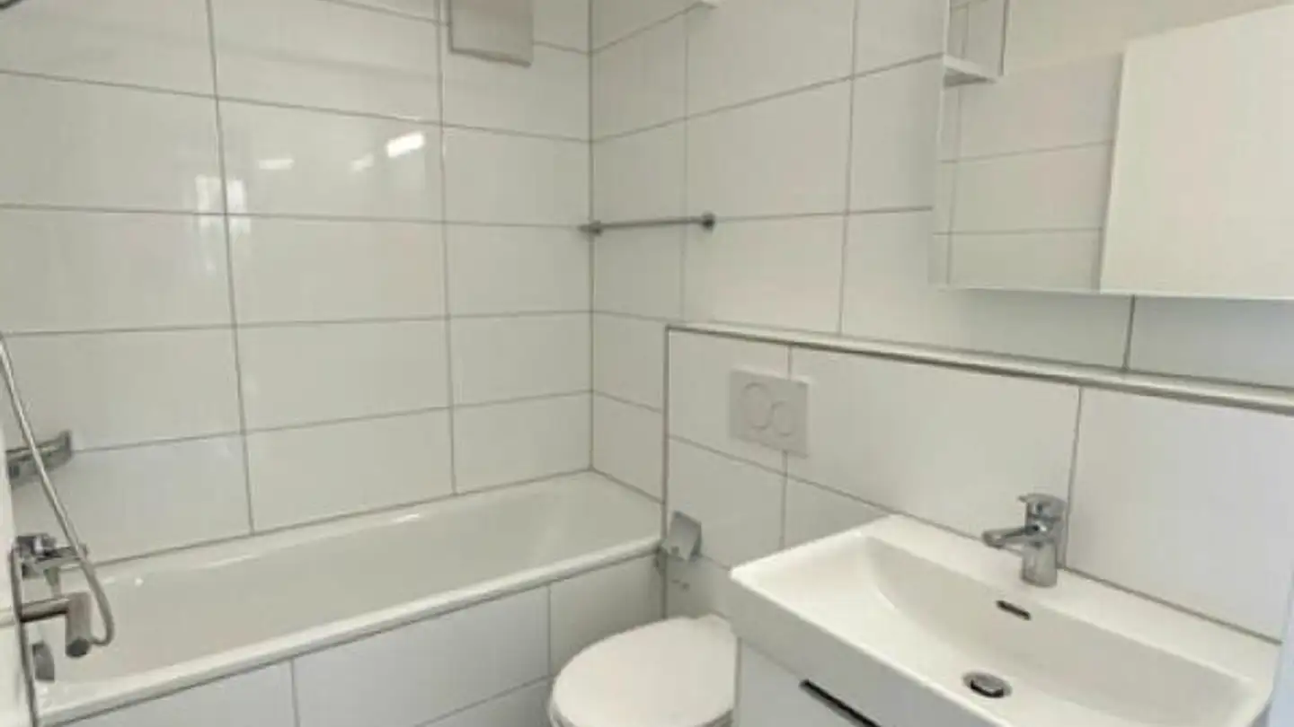 Apartment for rent - Waldistrasse 17, 8134 Adliswil - Photo 3
