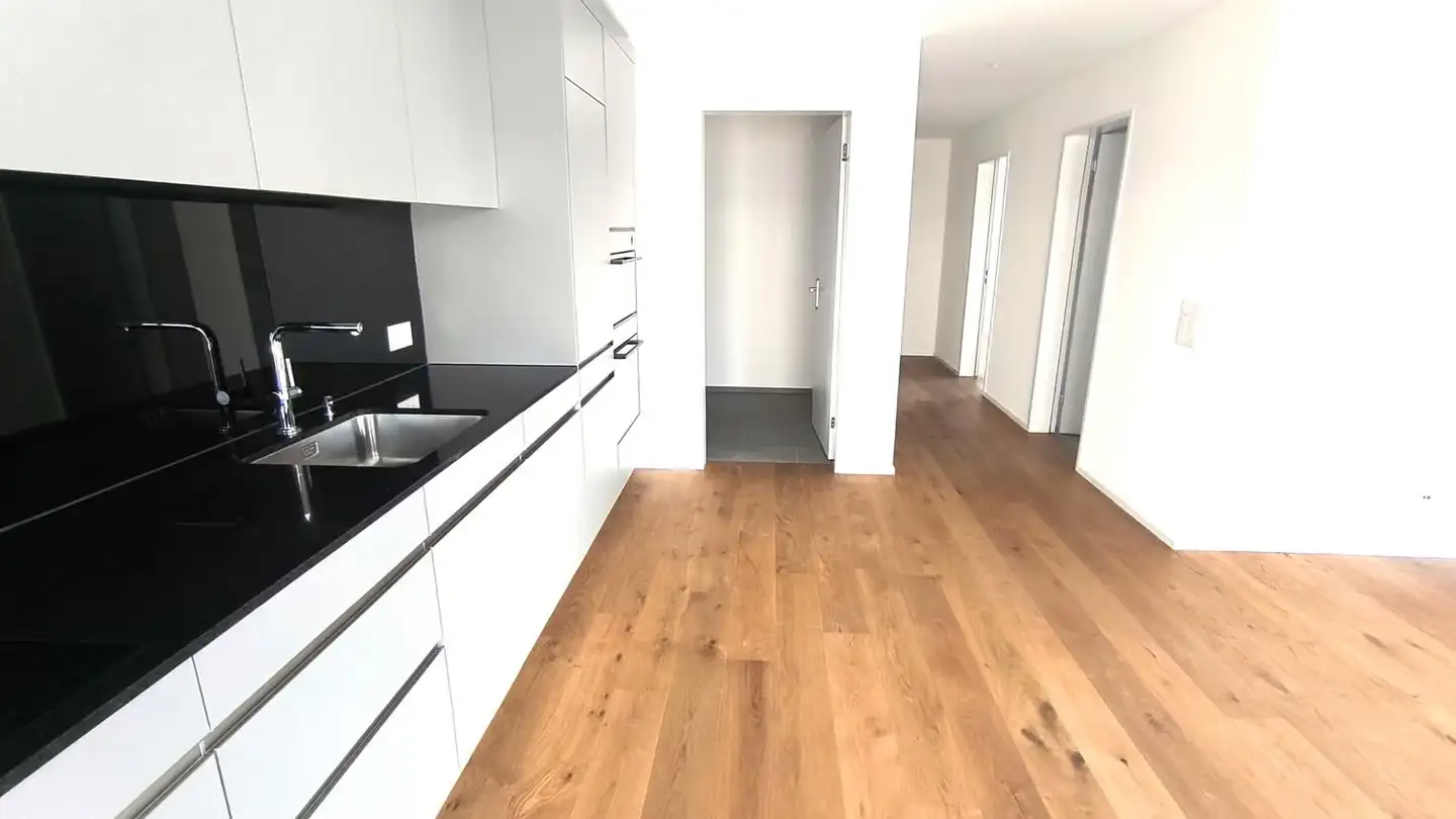 Apartment for rent - Jetzerwiesenweg, 5330 Bad Zurzach - Photo 2