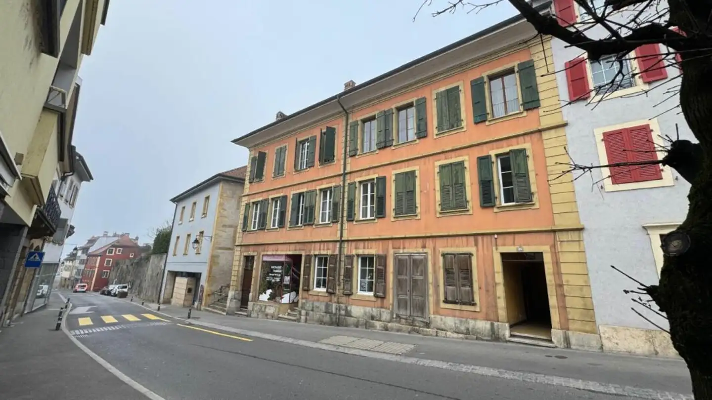 Mischgenutztes Gebäude kaufen - Rue Basse 14, 1422 Grandson