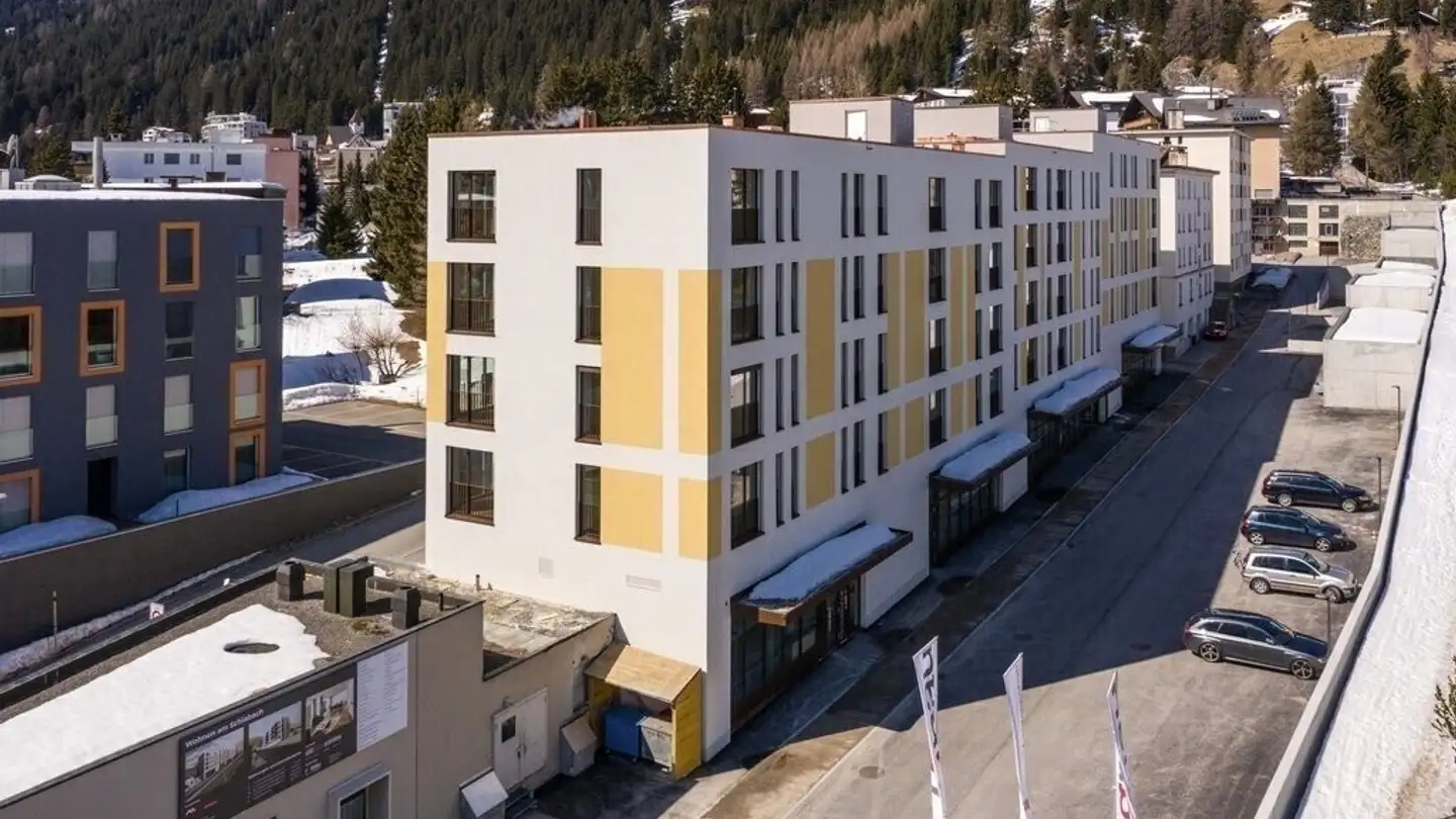 Garage à louer - Promenade 119, 7270 Davos Platz