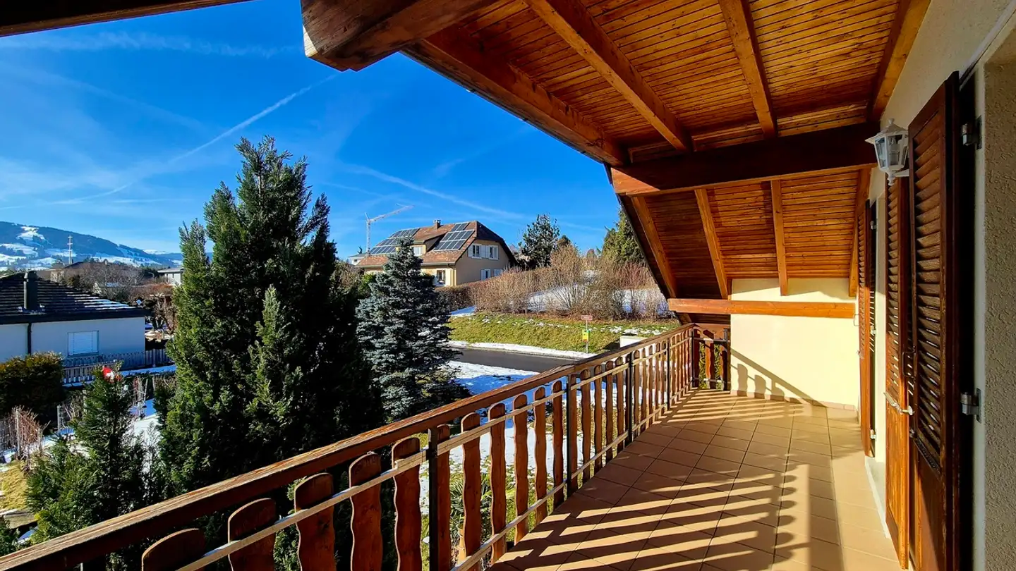 Apartment for rent - Bellevue, 1638 Morlon - Photo 3