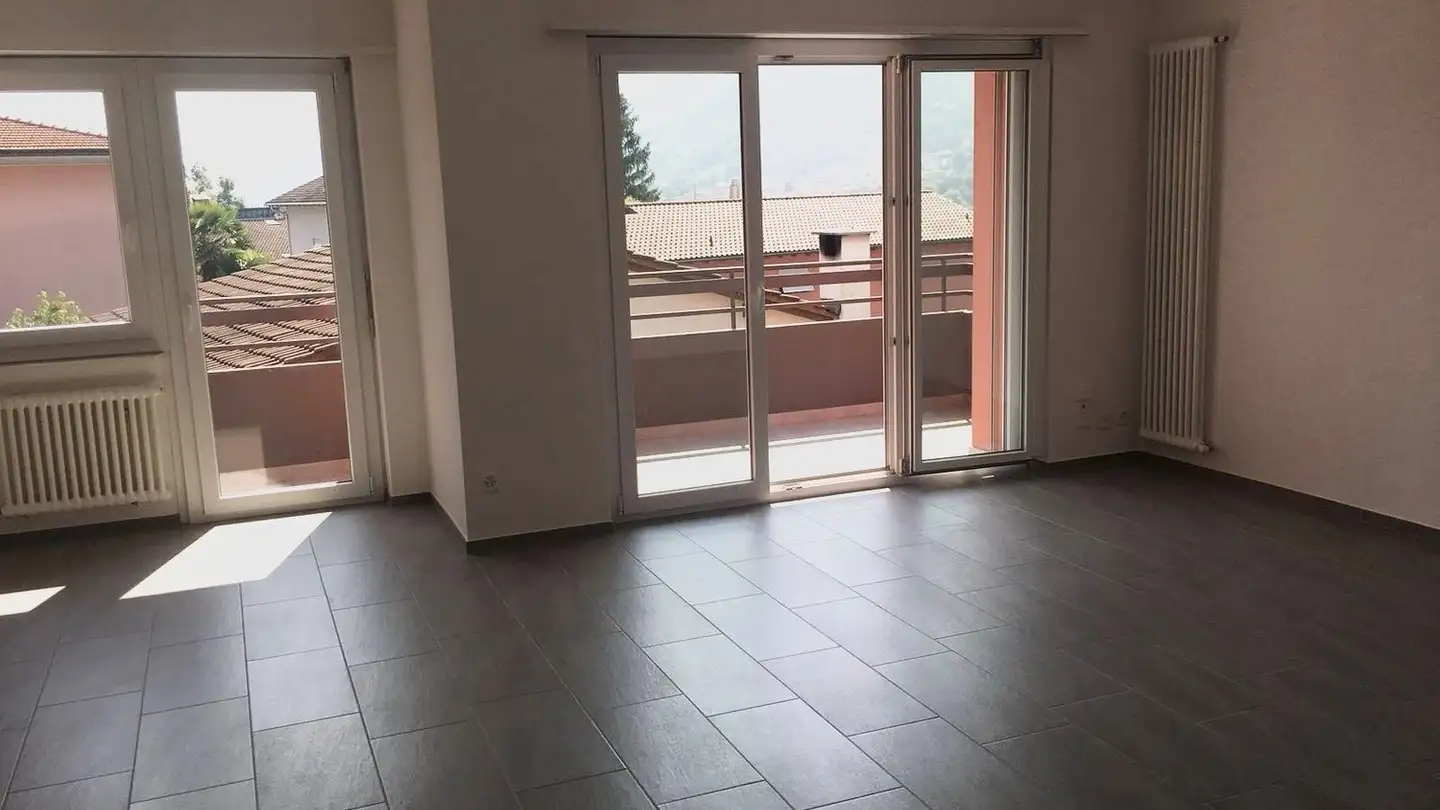 Apartment for rent - Vicolo Valscesa 6, 6517 Arbedo - Photo 4