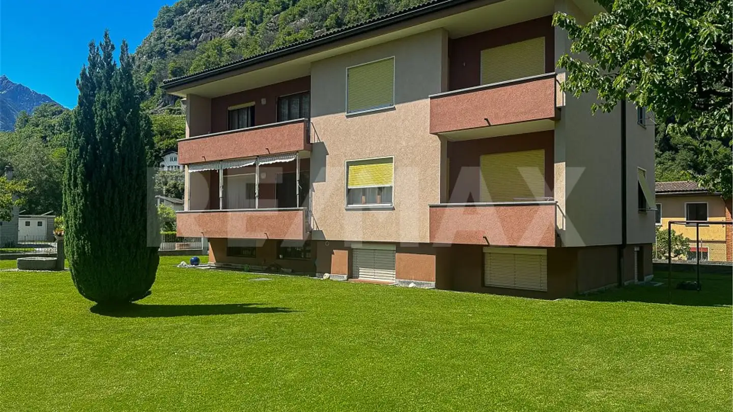 Immeuble résidentiel à vendre - 6742 Pollegio