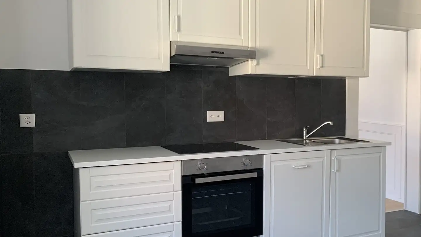 Appartamento in affitto - Grand-Bourgeau 76, 2126 Les Verrières - Photo 2