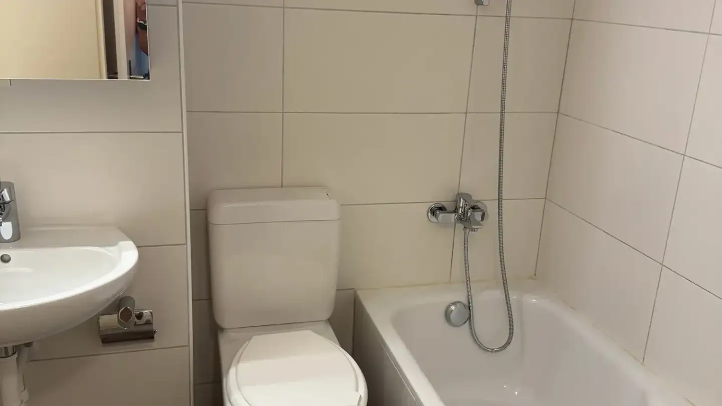 Apartment for rent - Hardstrasse 16, 4455 Zunzgen - Photo 2