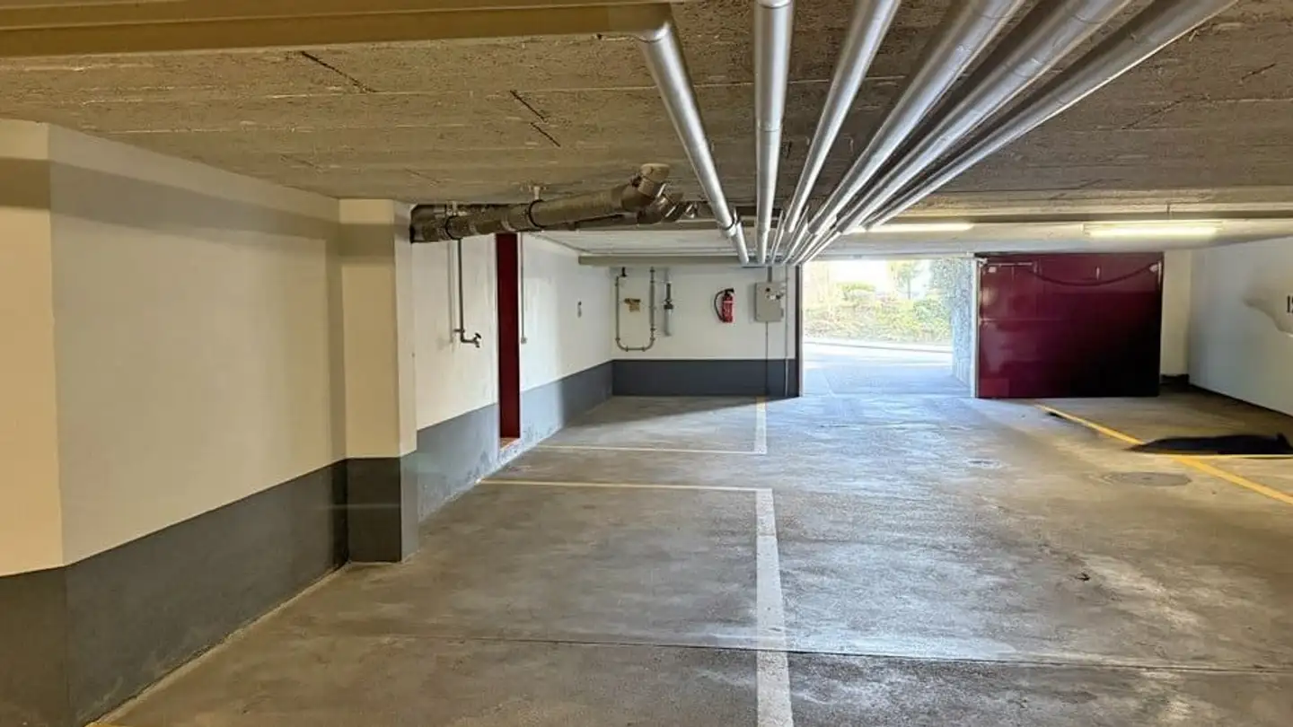 Place de parking souterraine à louer - Segantinistrasse 216, 8049 Zürich