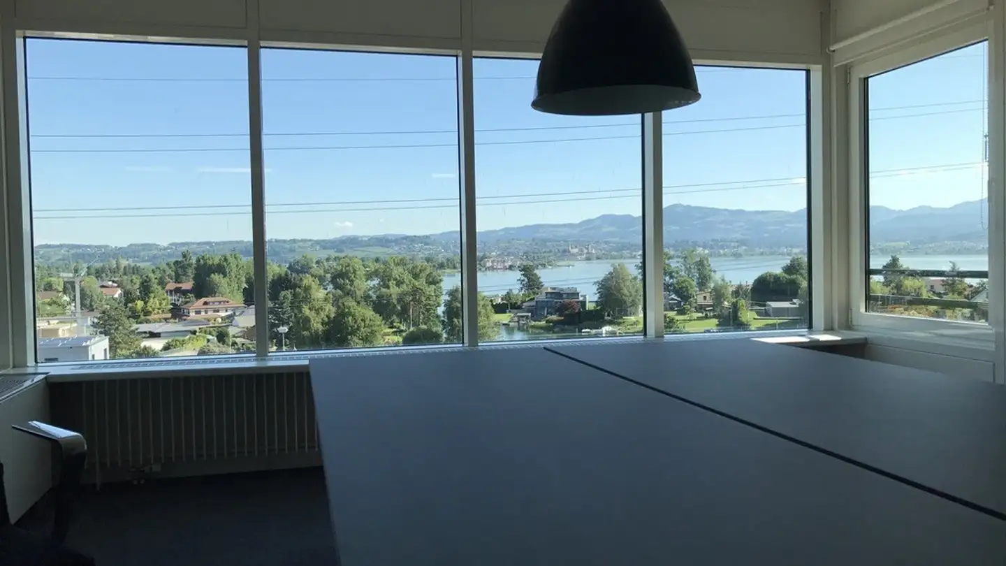 Bürofläche mieten - Churerstrasse, 8808 Pfäffikon SZ
