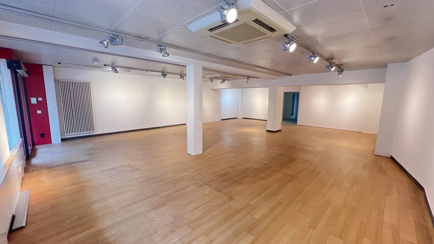 Commerciale in affitto - Centralstrasse 4, 2540 Grenchen - Photo 2