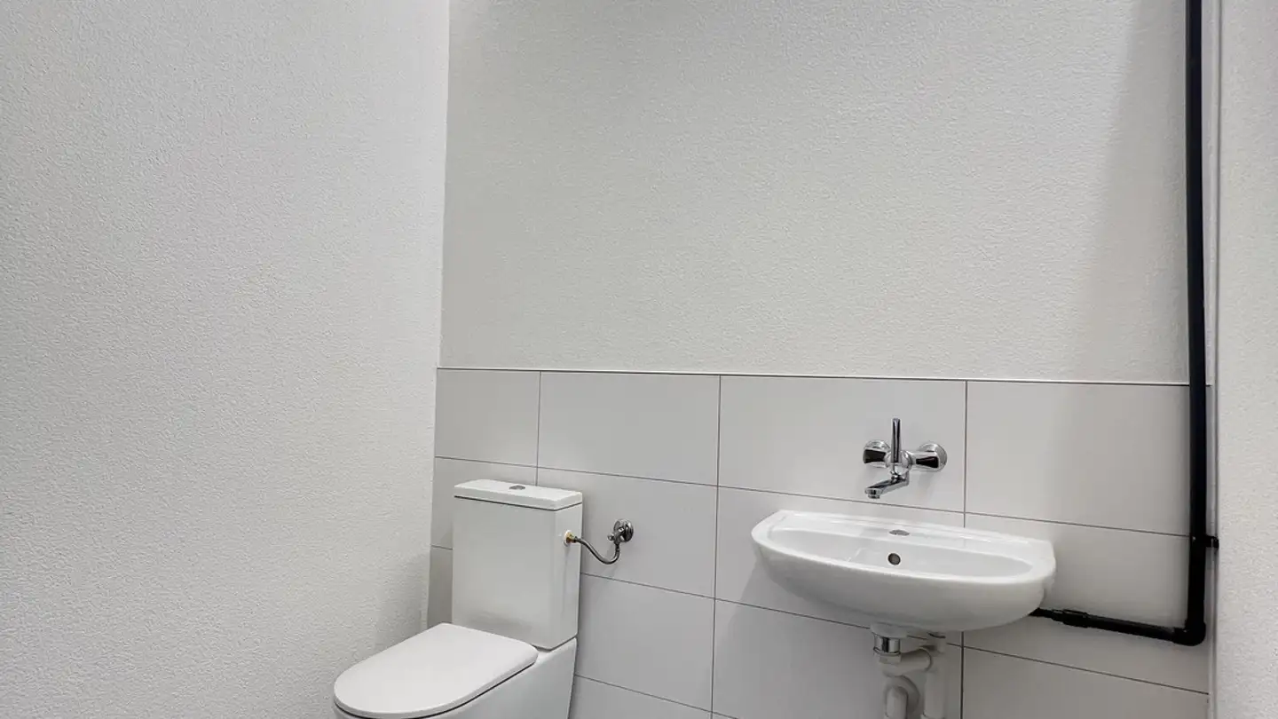 Commerciale in affitto - Centralstrasse 4, 2540 Grenchen - Photo 4