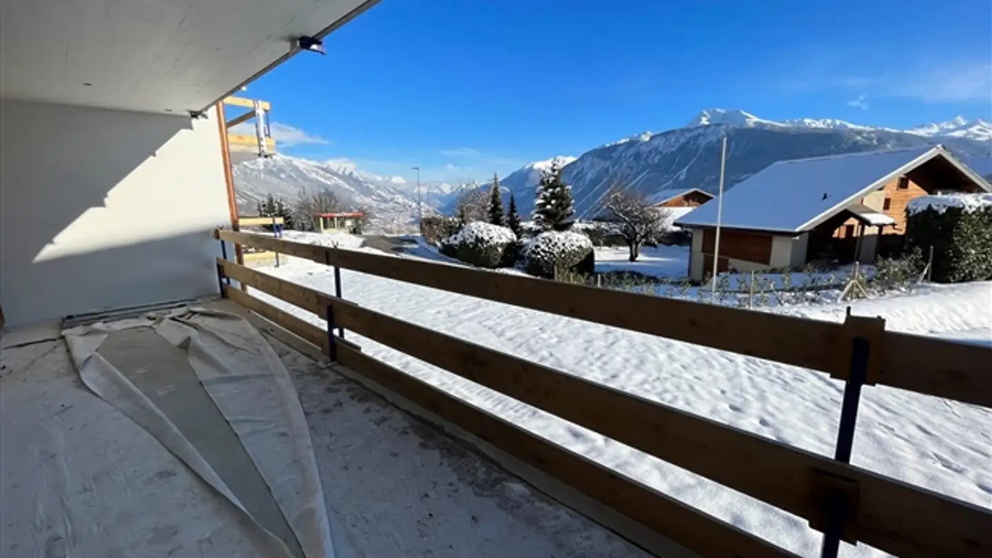 Apartment for sale - 3974 Mollens VS