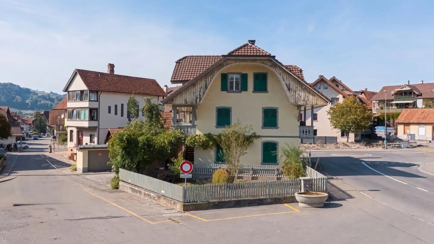 Edificio residenziale in vendita - Dorfstrasse 15, 3662 Seftigen - Foto 3