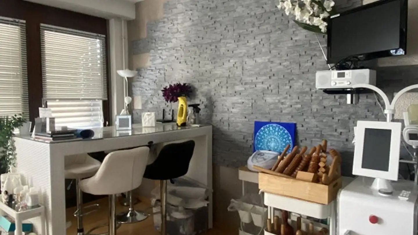 Commercial for rent - Hinterbergstrasse 36, 6312 Steinhausen - Photo 2