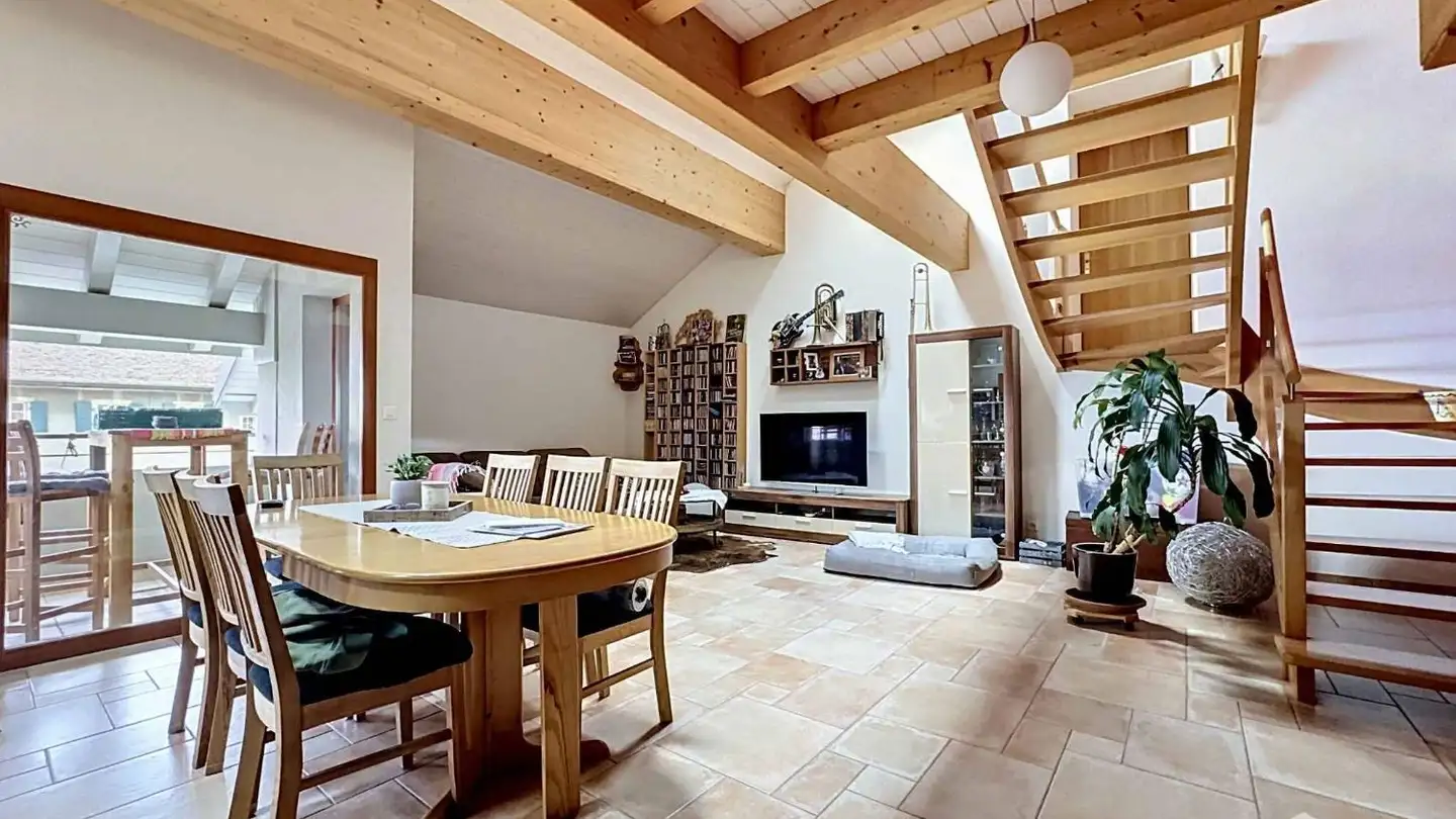 Attic flat for rent - Place De La Cité 2, 1169 Yens