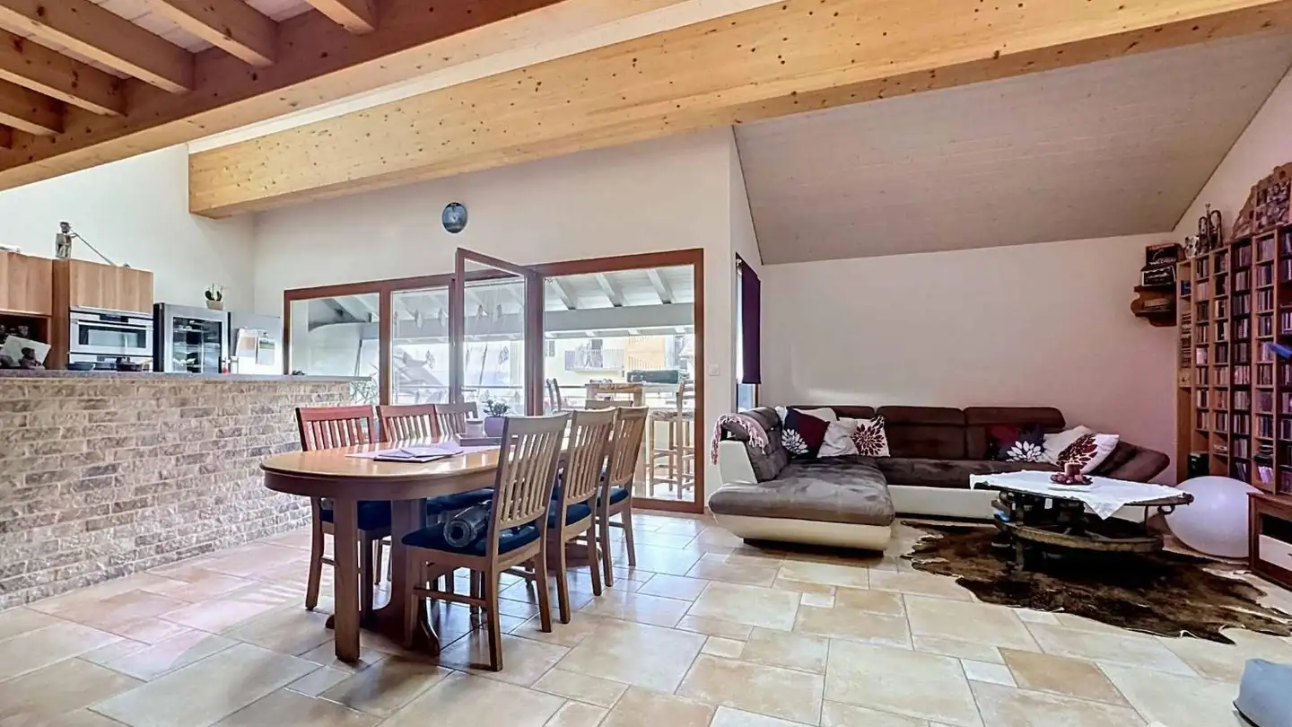 Dachgeschosswohnung mieten - Place De La Cité 2, 1169 Yens - Foto 4