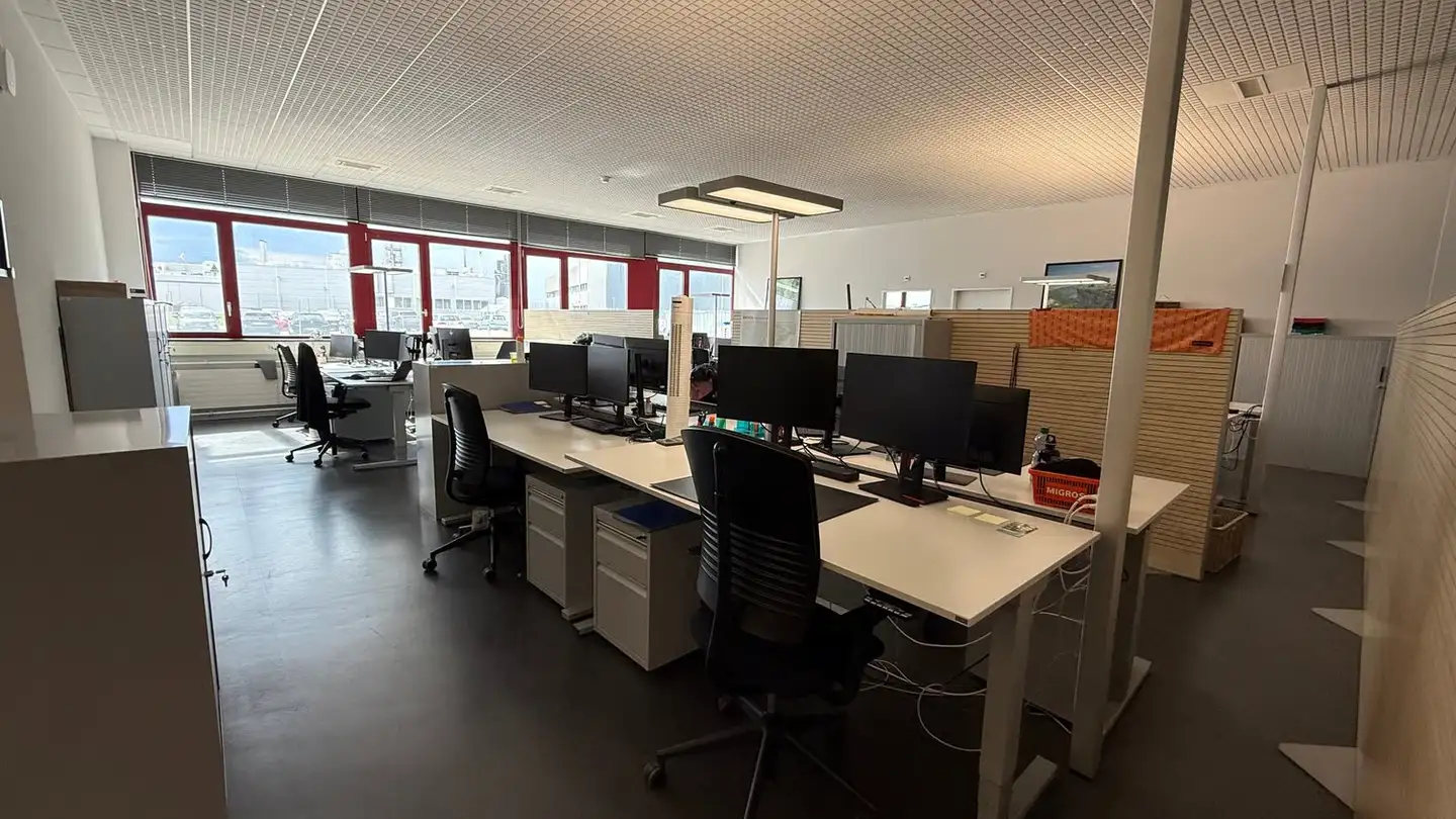 Bureau à louer - Rue Des Perveuils 2, 2074 Marin-Epagnier