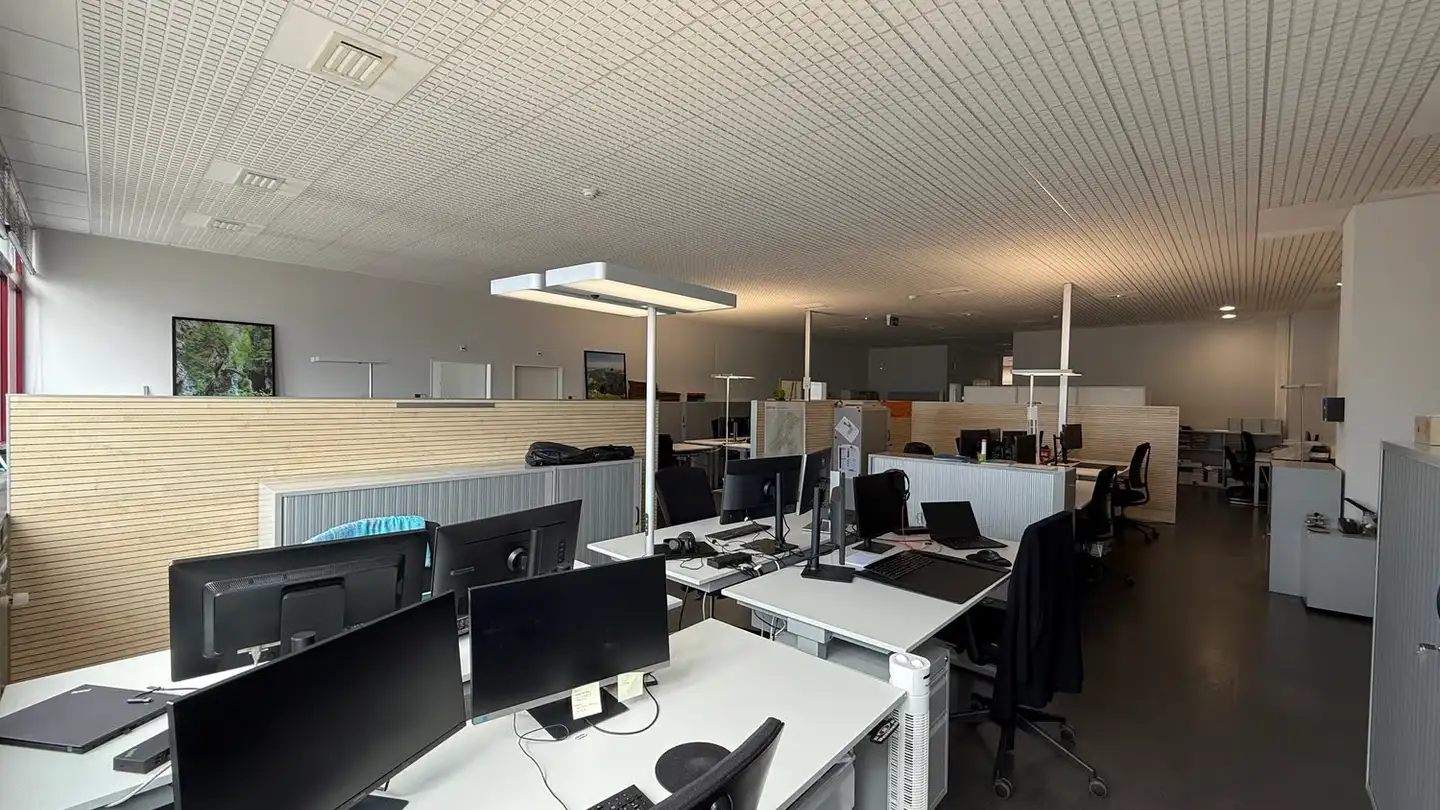 Bureau à louer - Rue Des Perveuils 2, 2074 Marin-Epagnier - Photo 2
