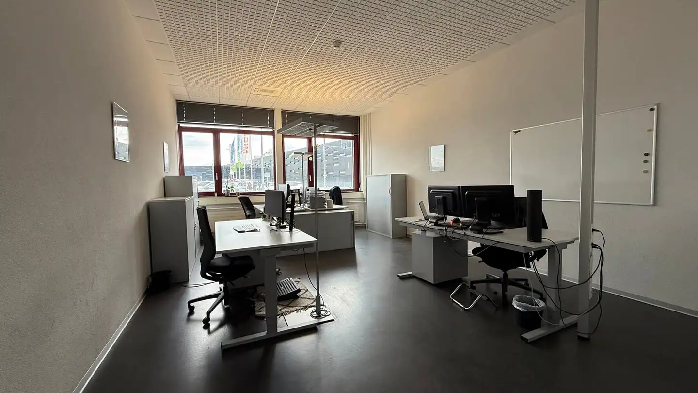 Bureau à louer - Rue Des Perveuils 2, 2074 Marin-Epagnier - Photo 4