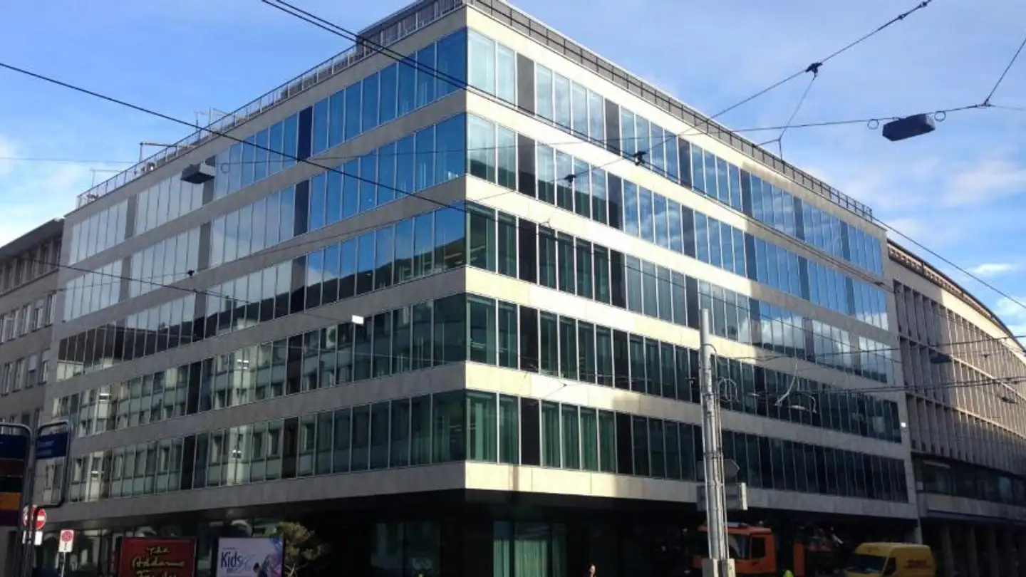 Parkplatz im Freien mieten - Bleicherweg 30, 8002 Zürich