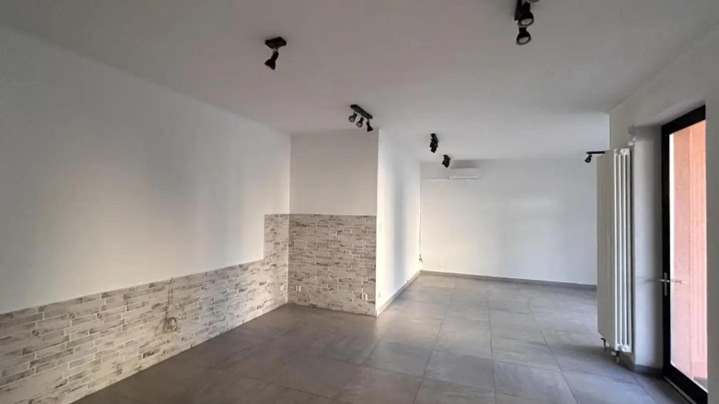 Commercial à louer - Via Franco Zorzi 25, 6500 Bellinzona - Photo 4
