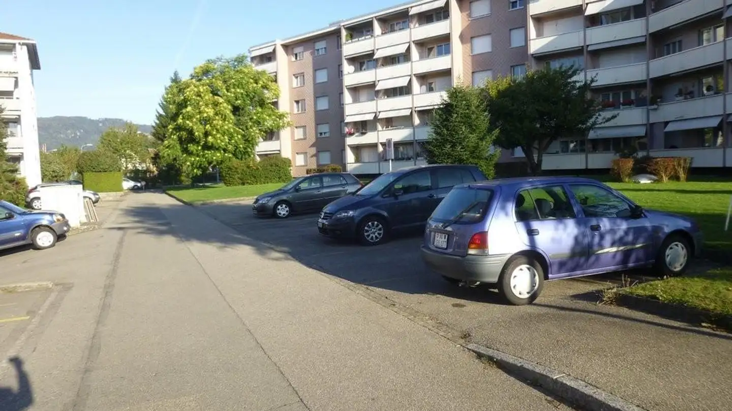 Indoor motorbike parking space for rent - Zürichstrasse 10, 4665 Oftringen